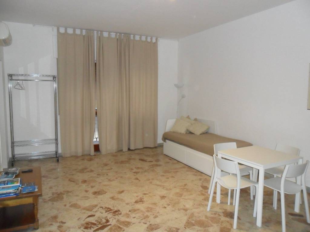 Appartamento a Bari in Via De Rossi, 57 - Foto 3