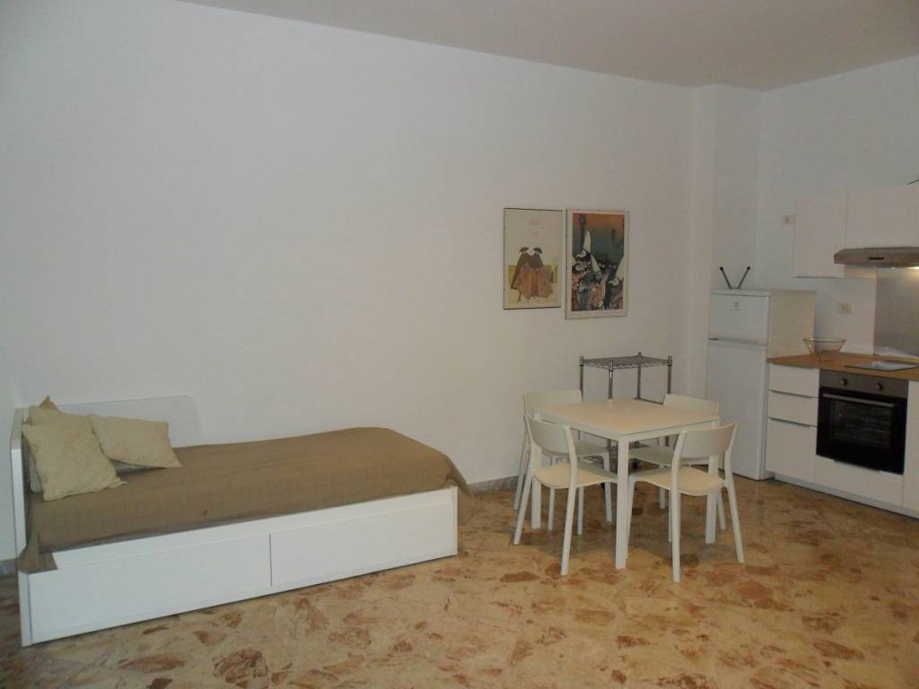 Appartamento a Bari in Via De Rossi, 57 - Foto 4