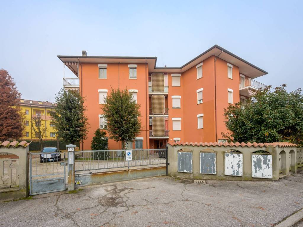 Appartamento a Cento in Via Cola, 13 - Foto 2