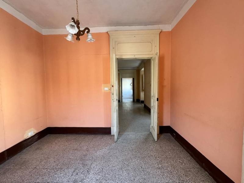 Appartamento a Lamezia terme in Piazza Mercato Vecchio - Foto 3