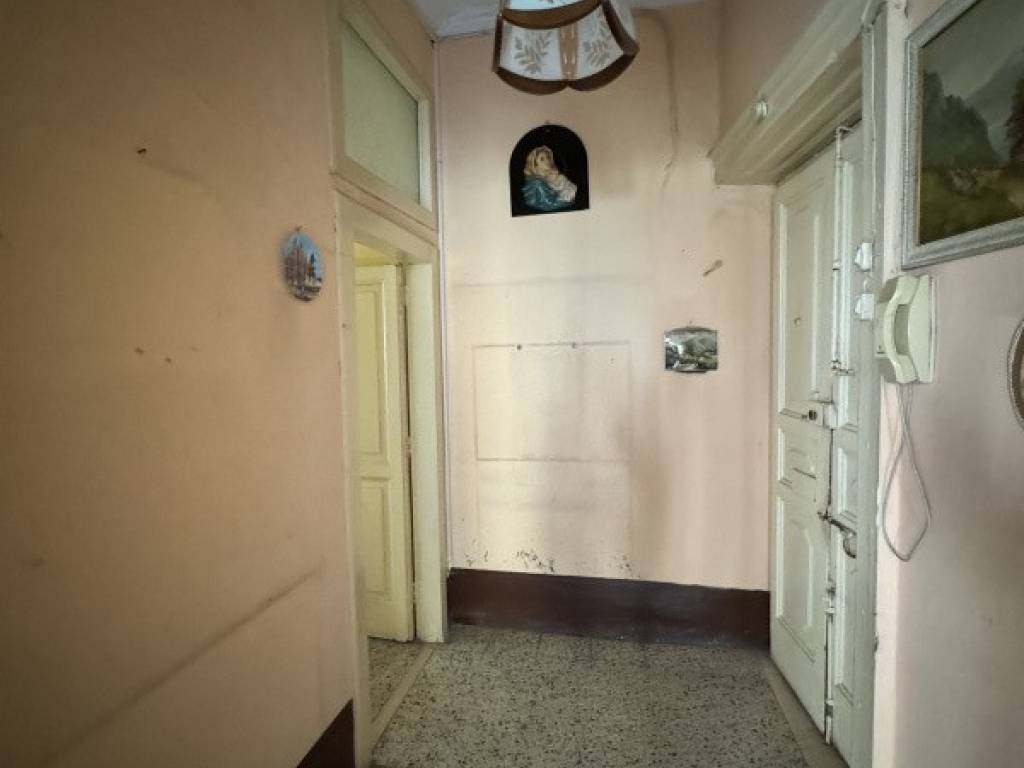 Appartamento a Lamezia terme in Piazza Mercato Vecchio - Foto 5