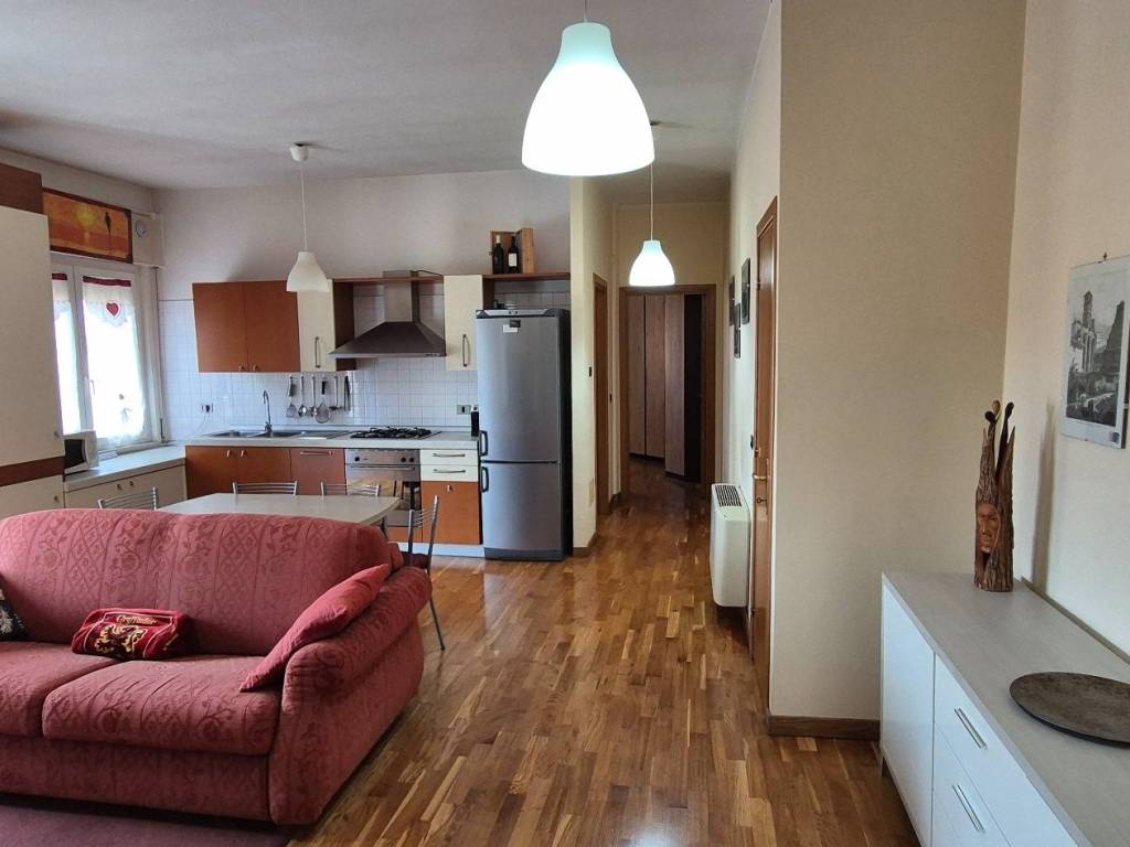 Appartamento a Pomezia in Via Roma, 161 - Foto 3