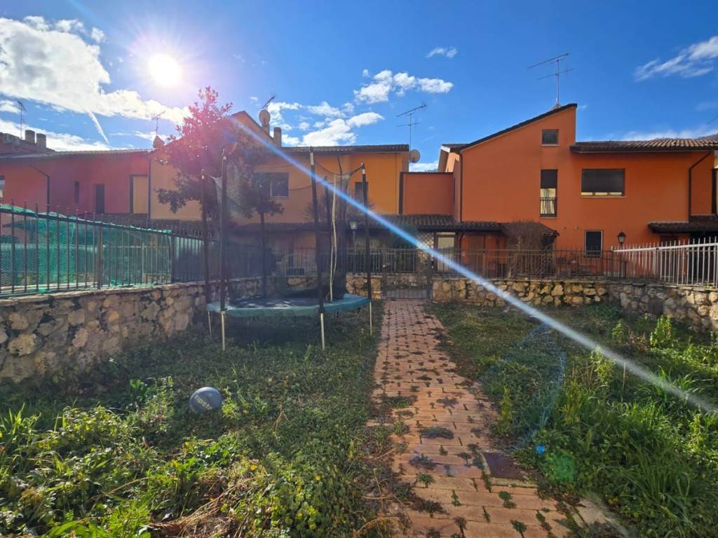 Villetta a schiera a L'aquila - Foto 3