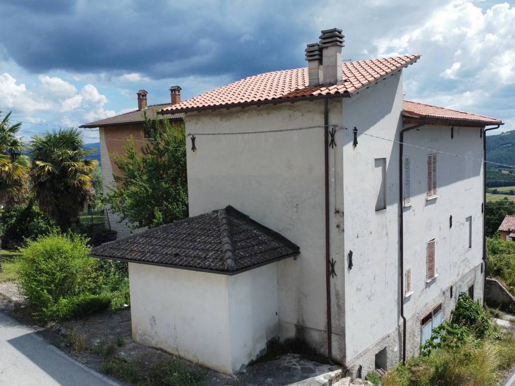 Casa indipendente a Gubbio in Torre Calzolari, 34 - Foto 2