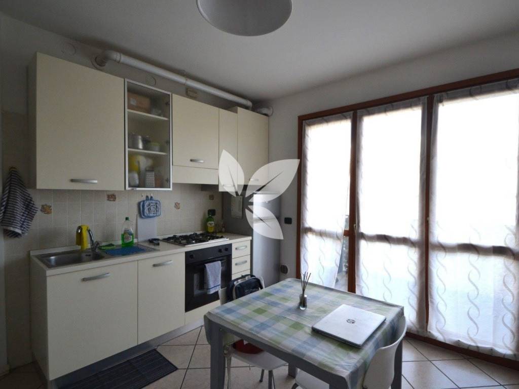 Appartamento a Parma in Largo Remo Coen - Foto 2