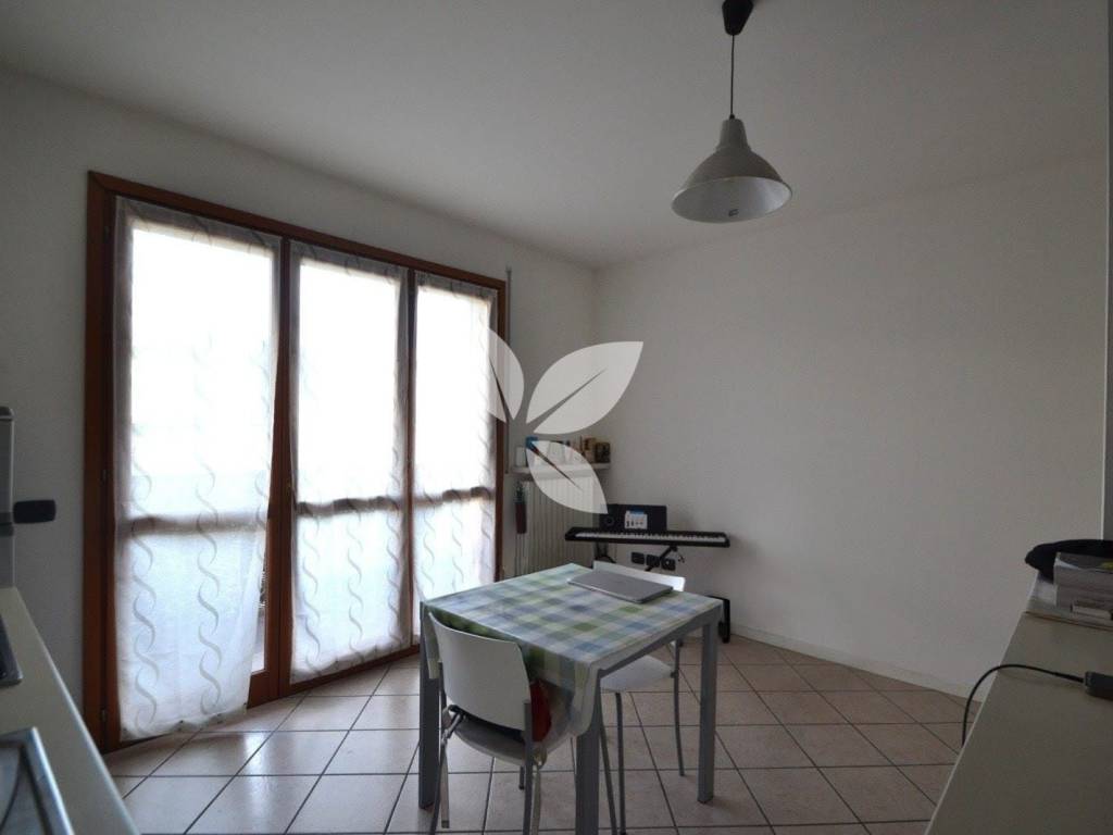 Appartamento a Parma in Largo Remo Coen - Foto 5