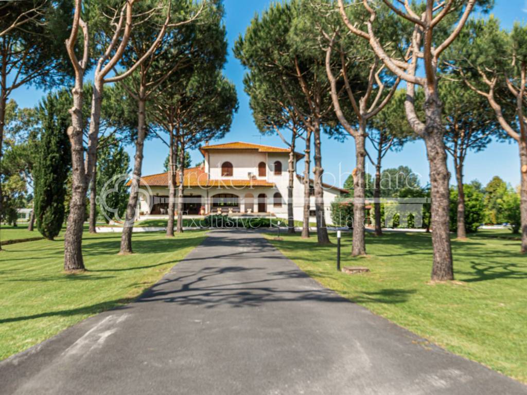 Villa a Pietrasanta in Via Padule - Foto 2