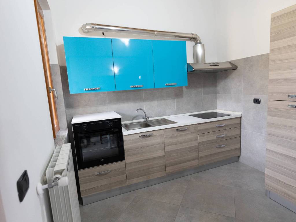 Appartamento a Oleggio in Corso Giacomo Matteotti - Foto 3