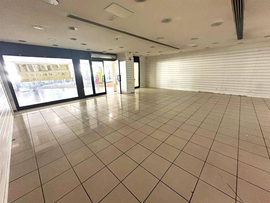 Immobile a Lecco in corso carlo alberto di savoia - Foto 4