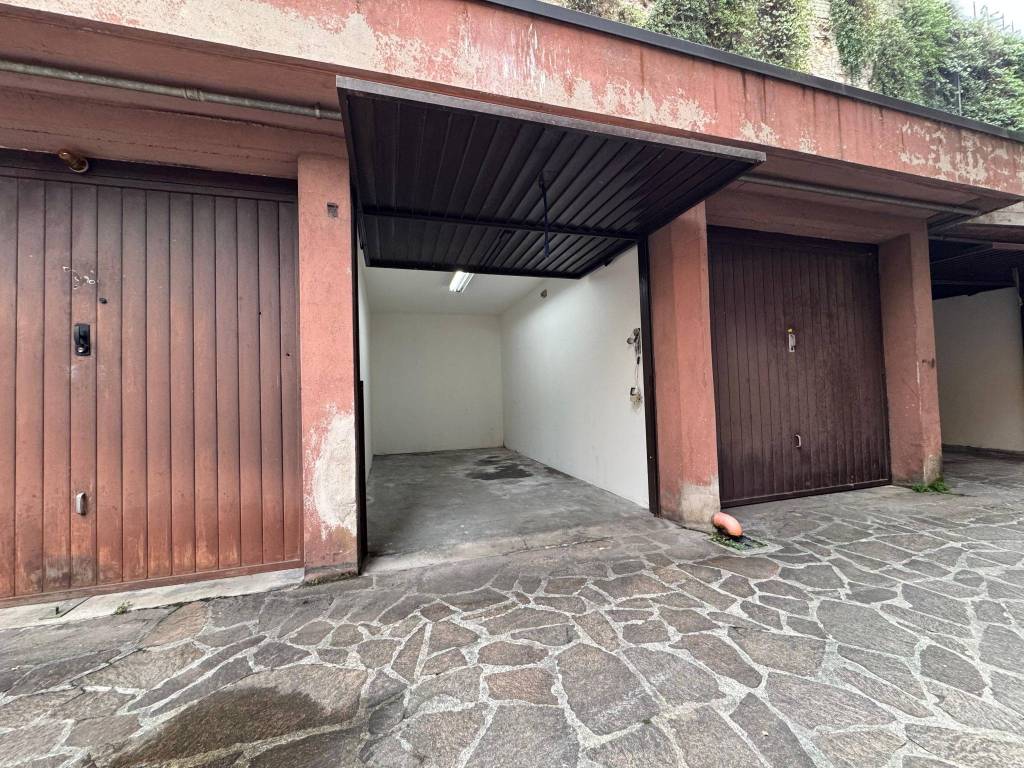Box / garage a Verona in Via Goffredo Mameli, 10 - Foto 2