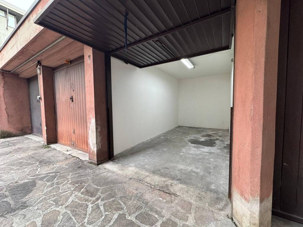 Box / garage a Verona in Via Goffredo Mameli, 10 - Foto 4