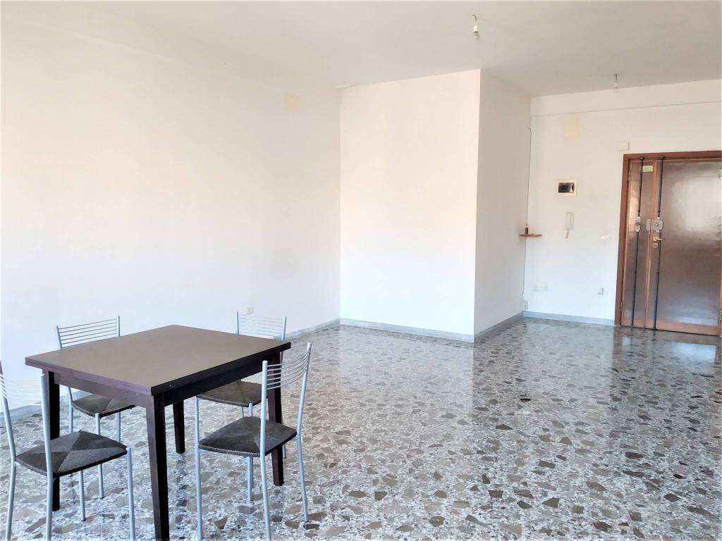 Appartamento a Pescara in Via Aterno, 262 - Foto 4
