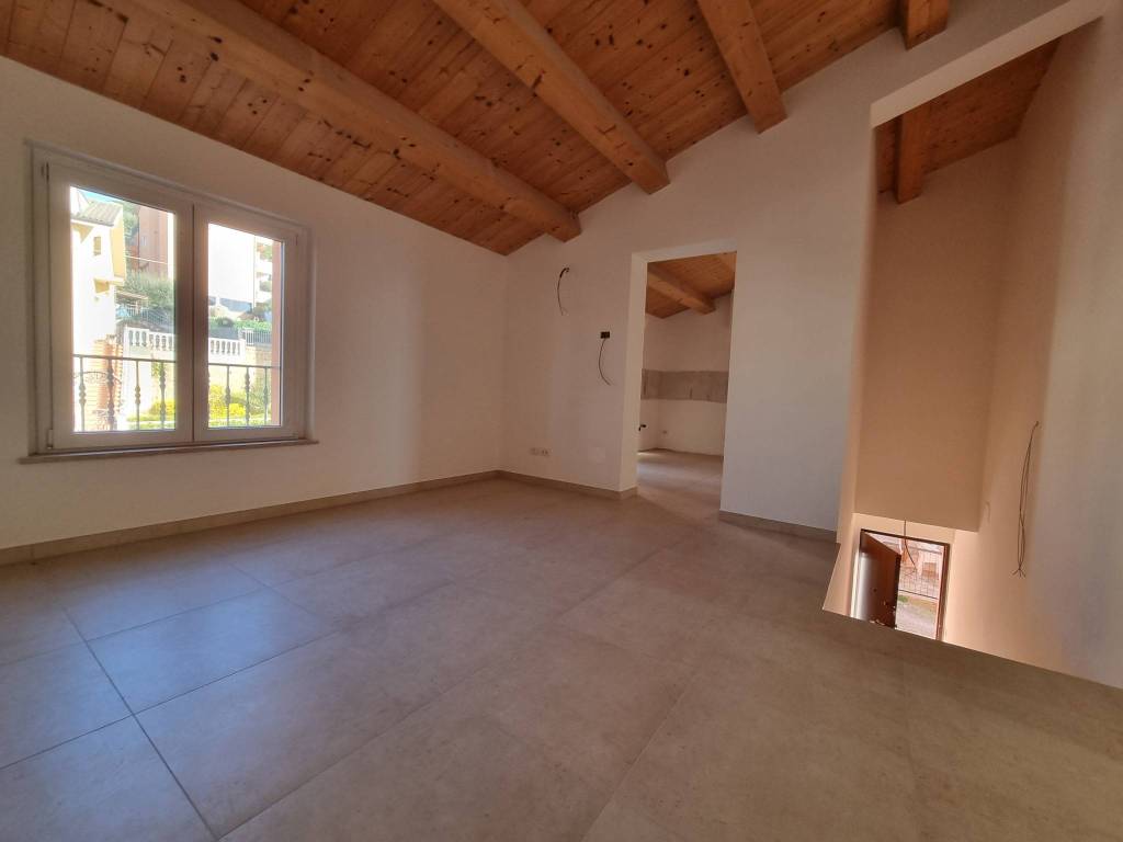 Appartamento a Castelfidardo in Via Luigi Cadorna - Foto 3