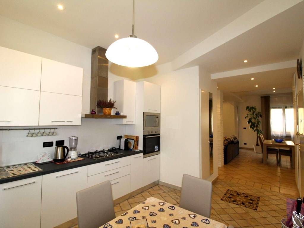 Appartamento a Genova in Via Dino Col - Foto 4
