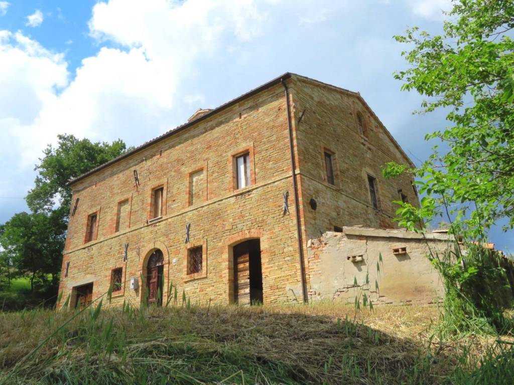 Rustico / casale a Tolentino in Contrada Paterno - Foto 4