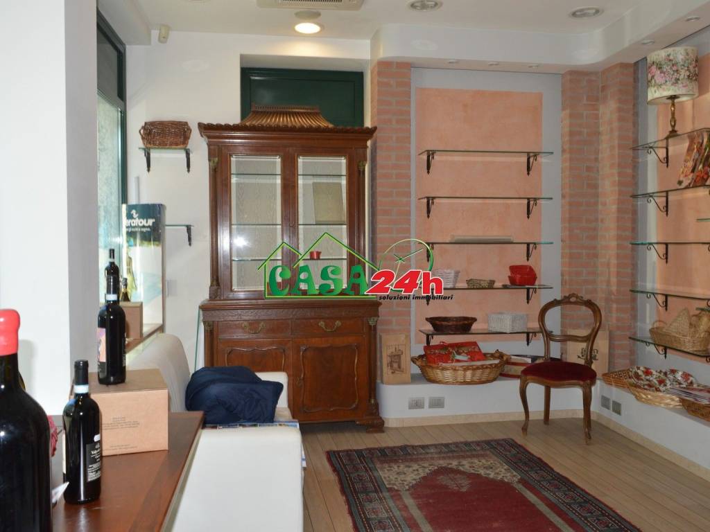 Immobile a Saronno in Piazza Shuster - Foto 3