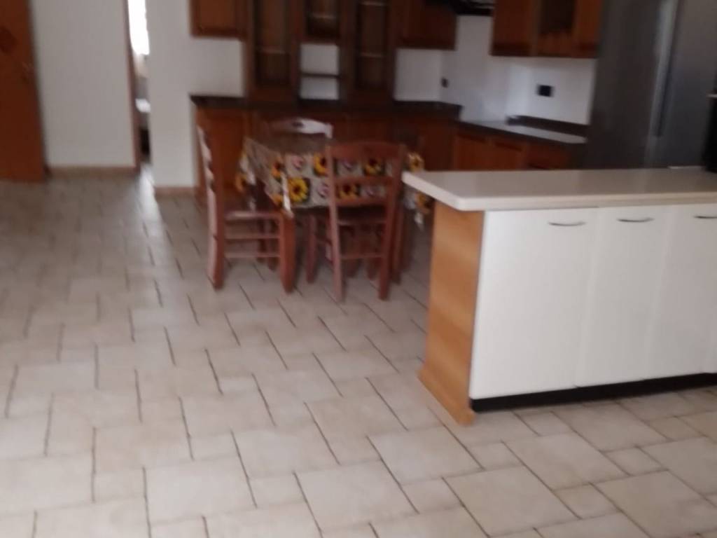 Appartamento a Acquaviva delle fonti in Estramurale Pozzo Zuccaro - Foto 4