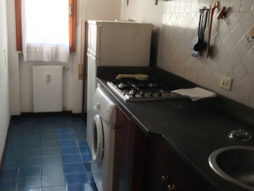 Appartamento a Fiumicino in Via Riccione - Foto 3