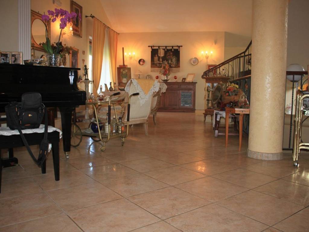 Villa a Scalea in Via Necco - Foto 2