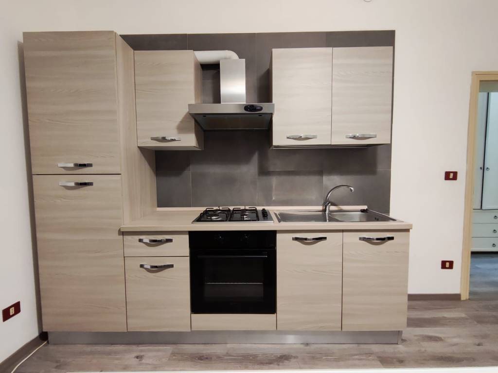 Appartamento a Civitanova marche in Via Esine, 2 - Foto 2