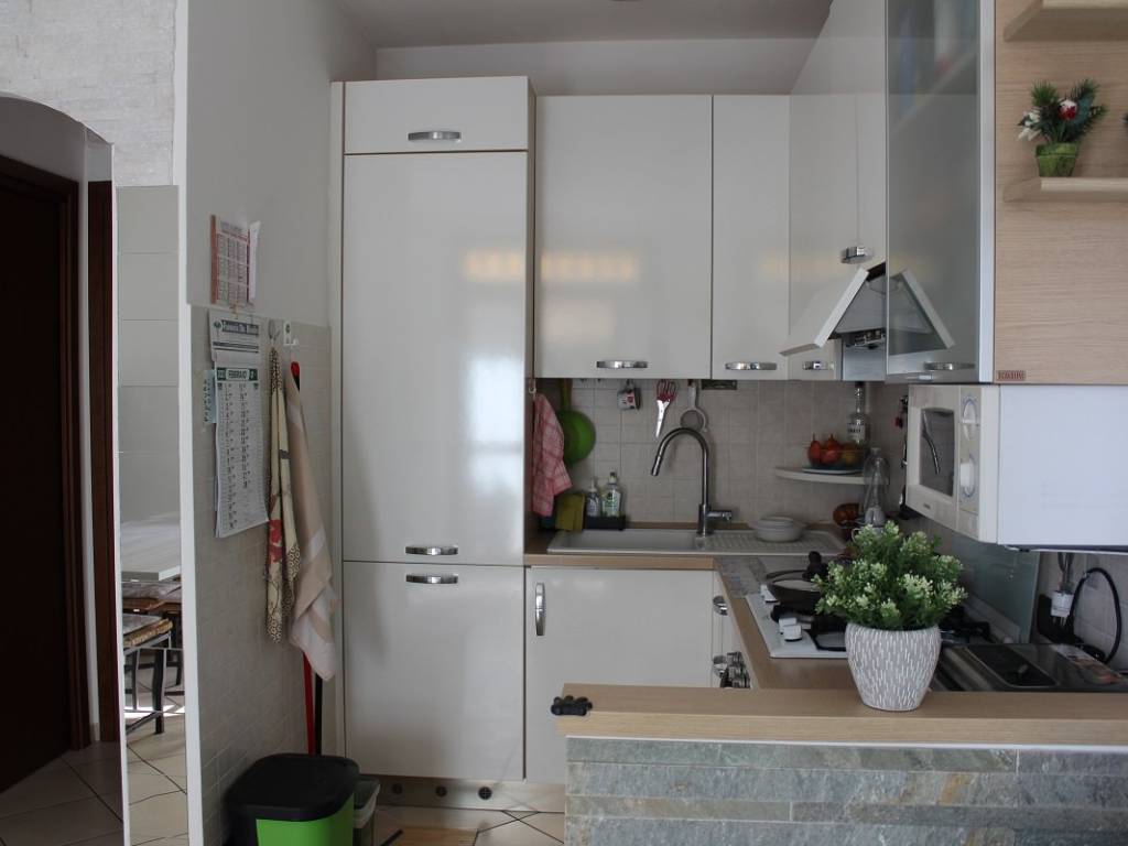 Appartamento a Grandate in Via Madonna della Noce - Foto 2