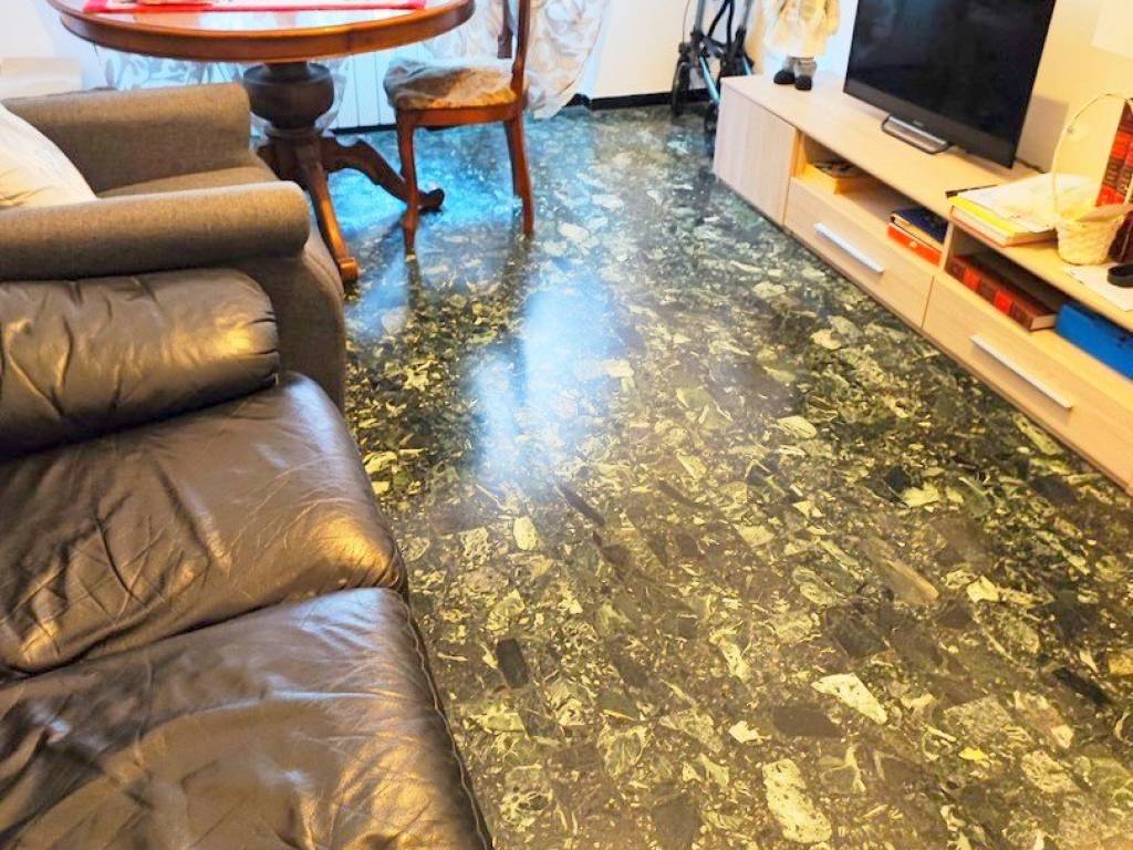 Appartamento a Savona in Via Libero Briganti - Foto 4