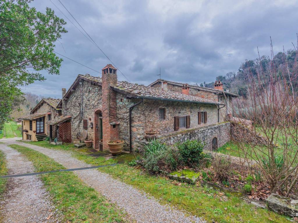 Rustico / casale a Terranuova bracciolini in Frazione Penna - Foto 3