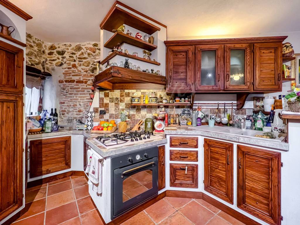 Appartamento a Varazze in Via Fossello - Foto 2