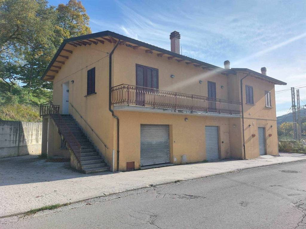 Casa indipendente a Nocera umbra - Foto 2