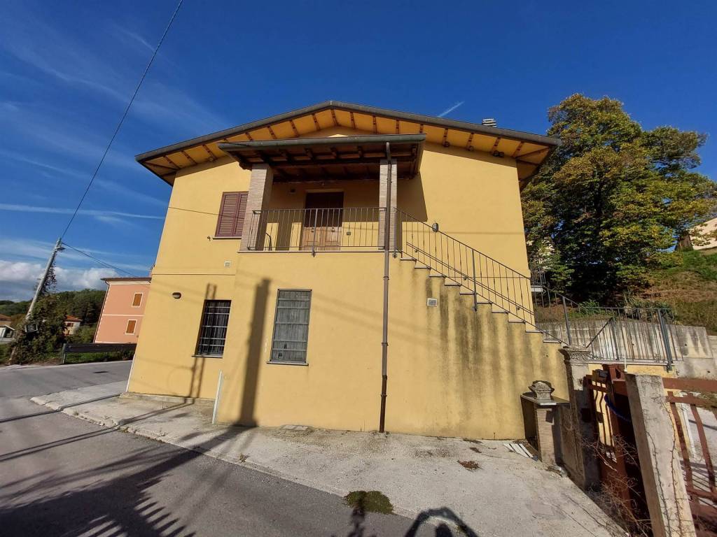 Casa indipendente a Nocera umbra - Foto 5