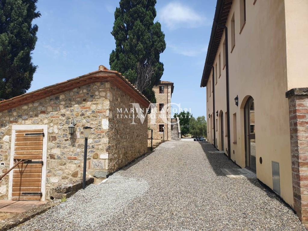 Villa a Castelnuovo berardenga in Strada Statale Val d'Ambra - Foto 4