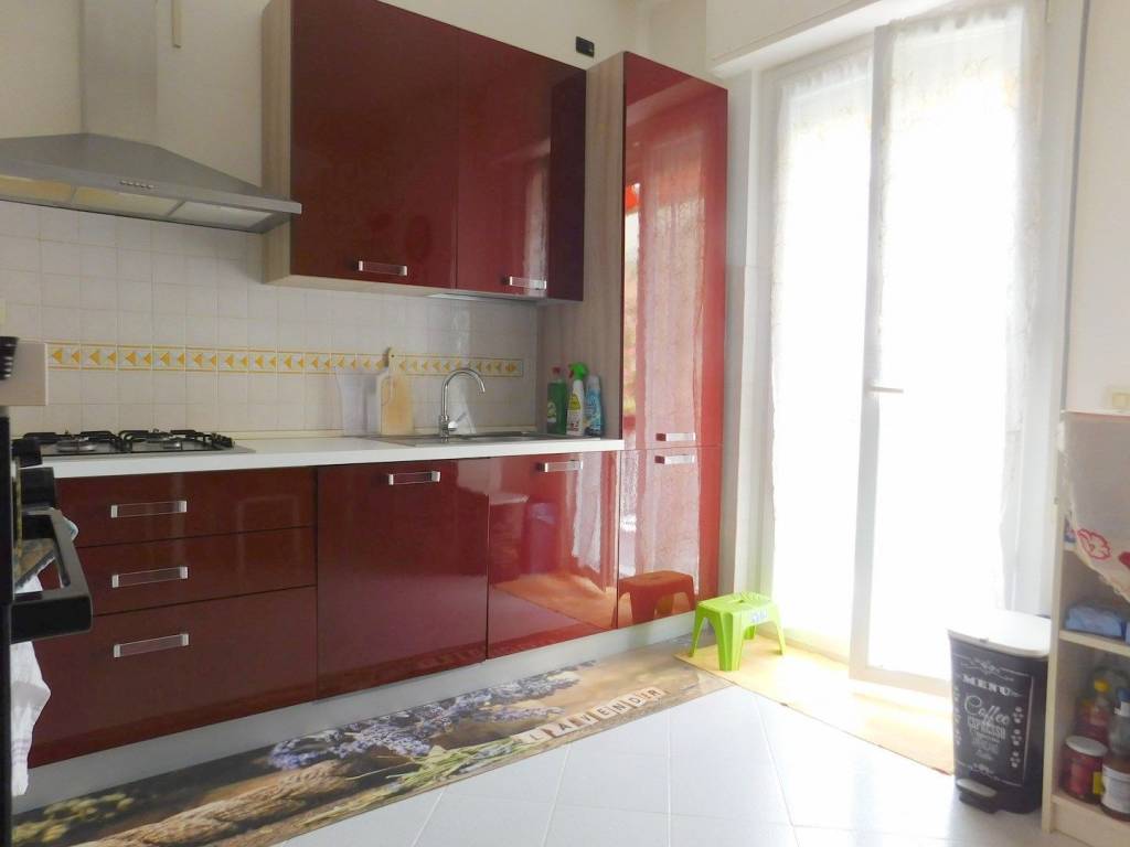Appartamento a Savona in Via Osvaldo Gnocchi Viani - Foto 4