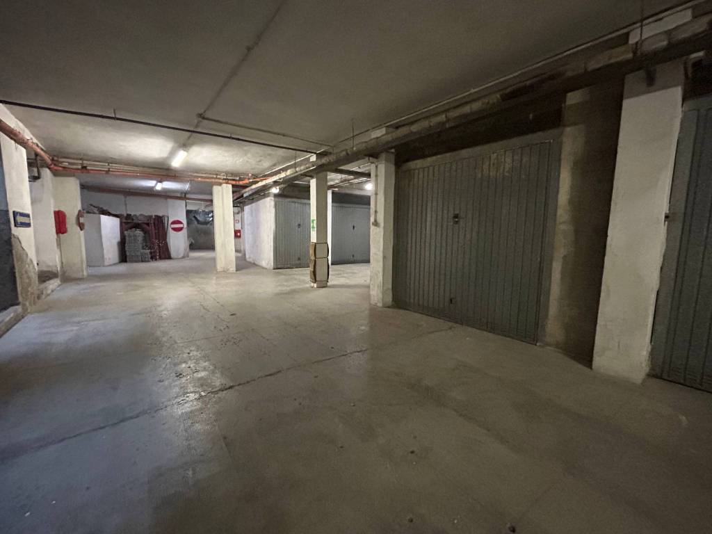 Box / garage a Alessandria in Via Raffaele Lumelli - Foto 4