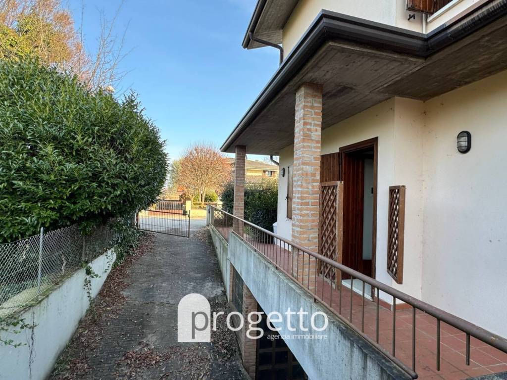 Villa a Caldogno in via Aeroporti, 20 - Foto 5