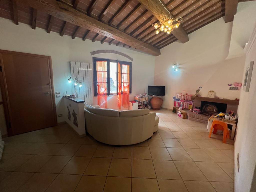 Villetta a schiera a Montelupo fiorentino - Foto 2