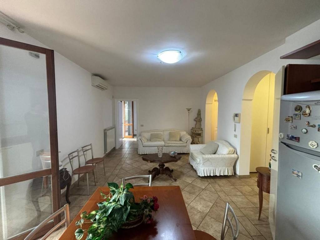 Appartamento a Empoli in Via Jacopo Carrucci, , 50053 - Foto 3