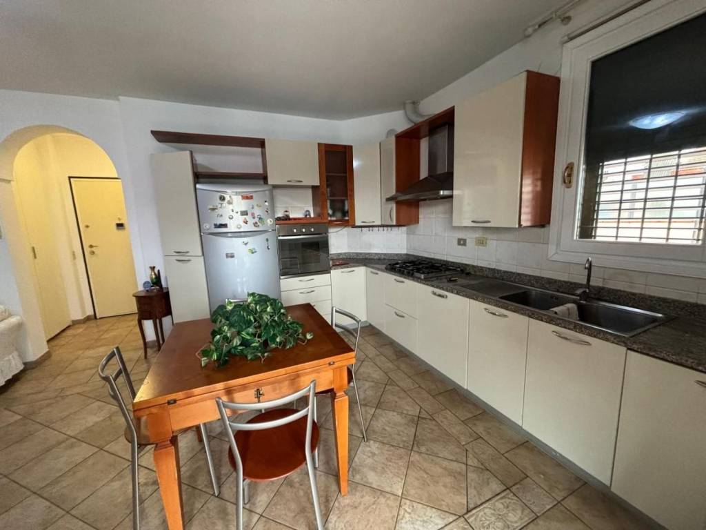 Appartamento a Empoli in Via Jacopo Carrucci, , 50053 - Foto 4