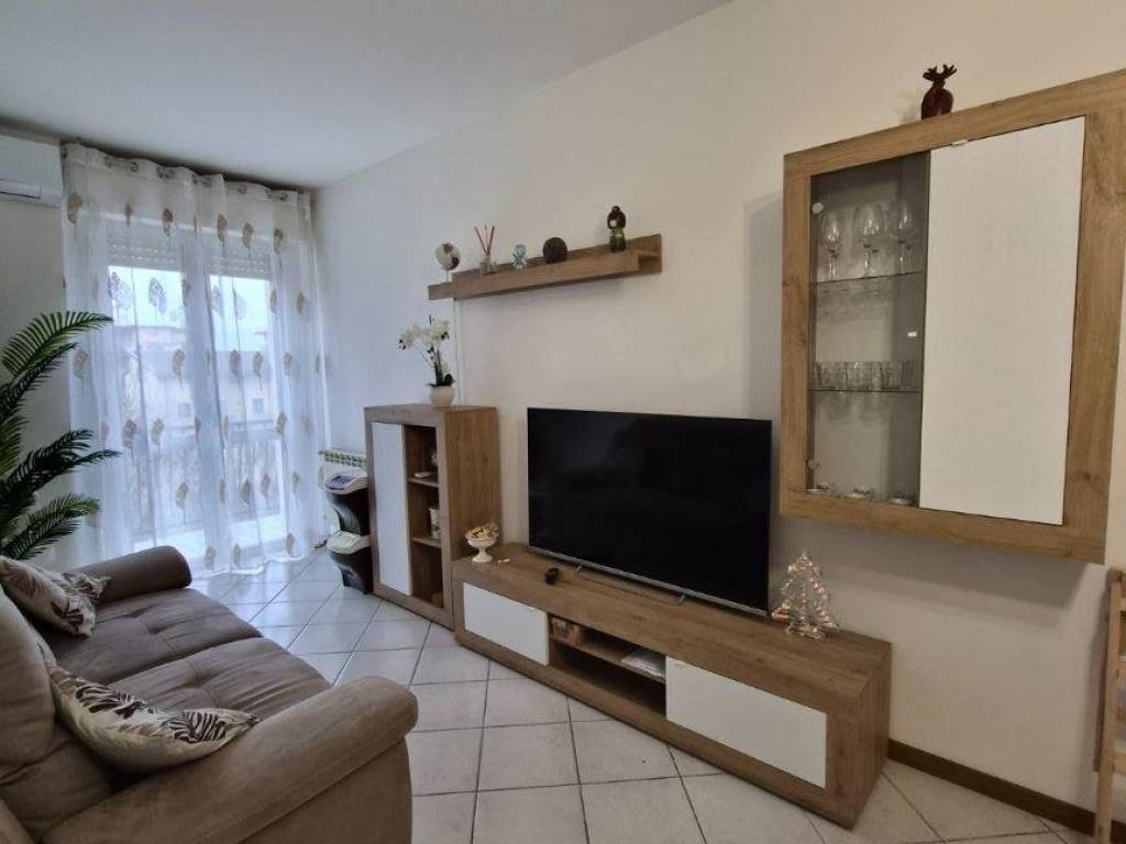 Appartamento a Montecatini-terme in Via Ferdinando Martini - Foto 3