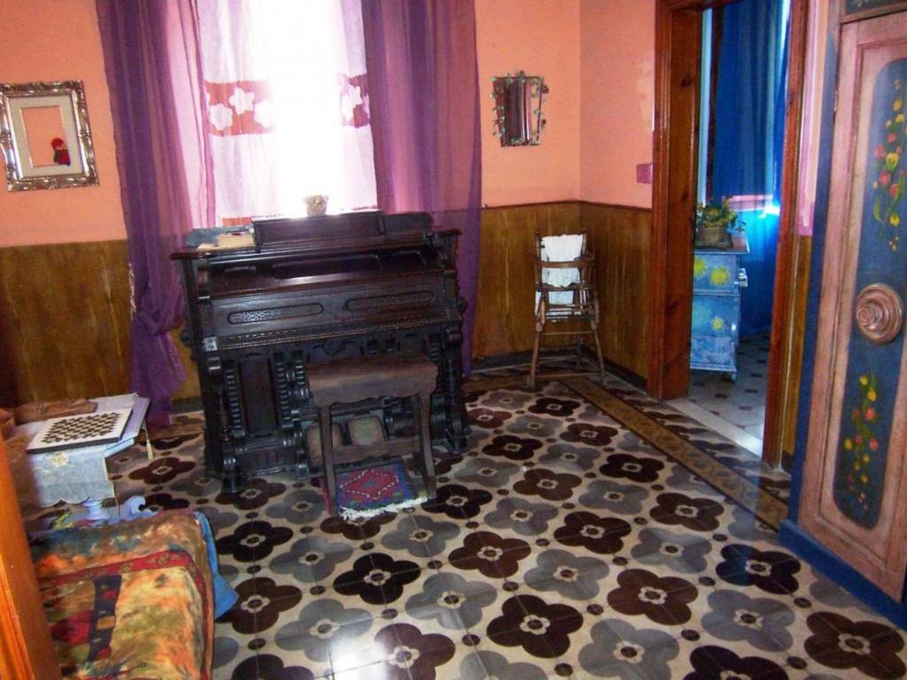 Villa a Suvereto in Via Pilade Caporali S.N.C. - Foto 2