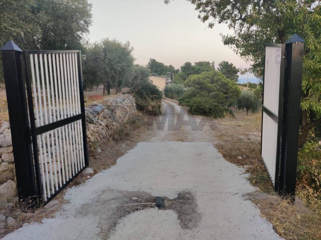 Terreno a Mattinata in Via Contrada Gravaglione - Foto 4
