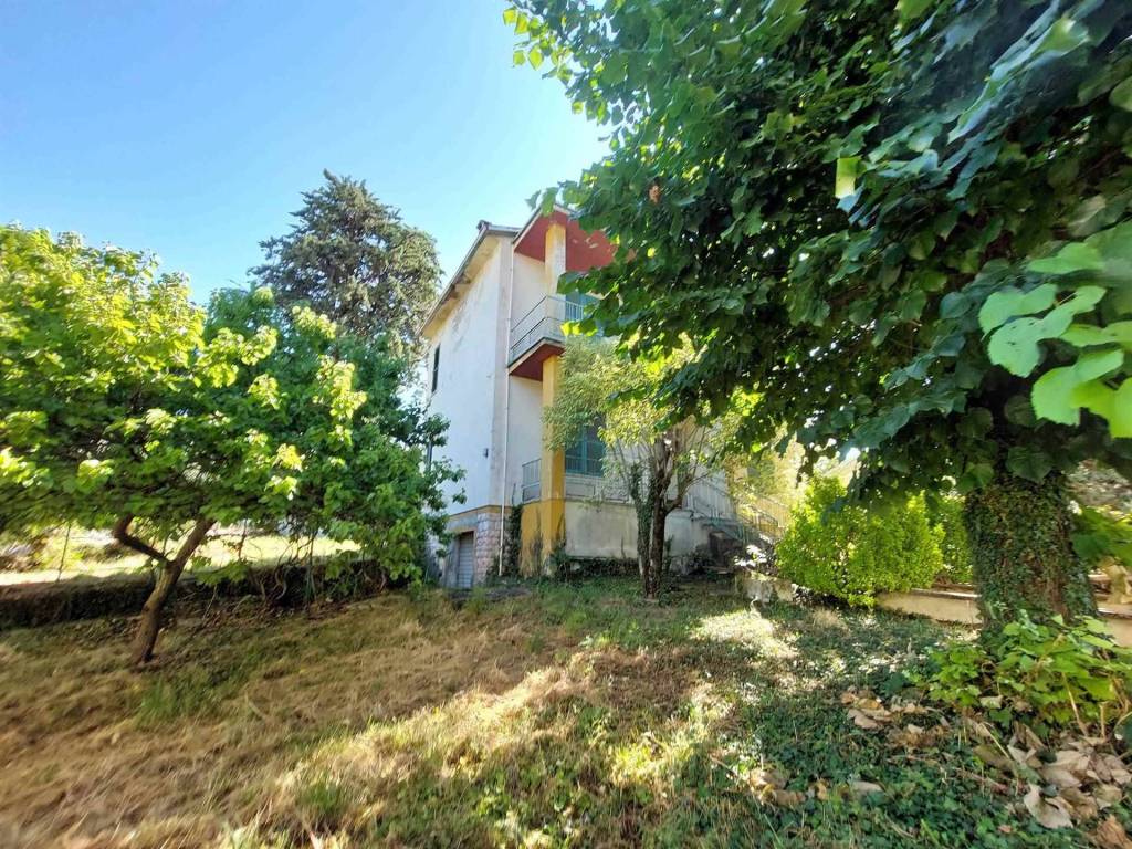 Casa indipendente a Nocera umbra in Via Nicolò Alunno, 22 - Foto 5