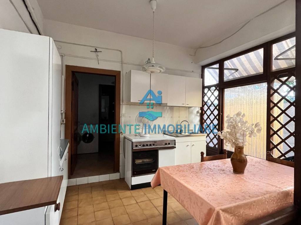 Casa indipendente a Arezzo in Via Vittorio Veneto - Foto 4