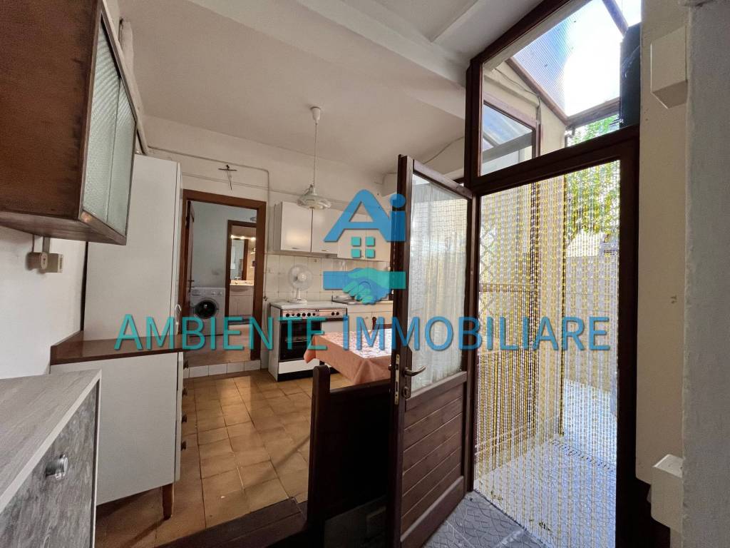 Casa indipendente a Arezzo in Via Vittorio Veneto - Foto 5