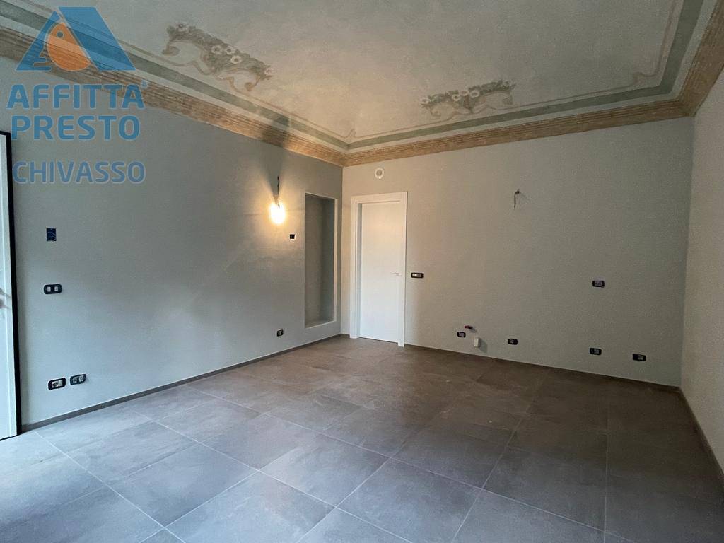 Appartamento a Chivasso in Via Roma - Foto 4