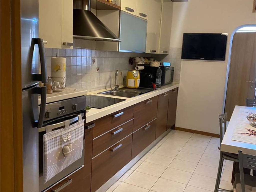 Appartamento a Livorno in Via sproni , 115 - Foto 2