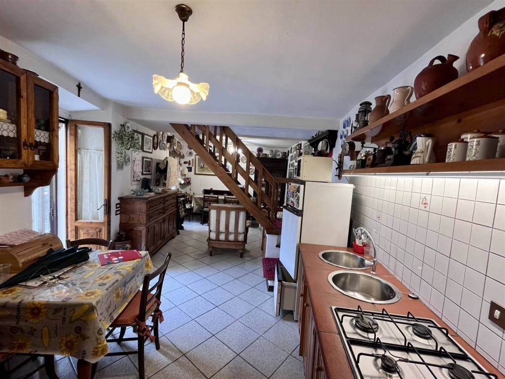 Casa indipendente a Vernio - Foto 3
