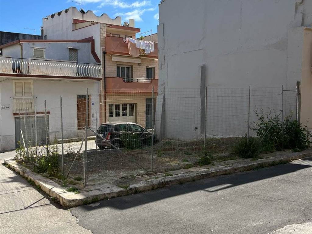 Terreno a Pachino in Via Ciro Menotti - Foto 3