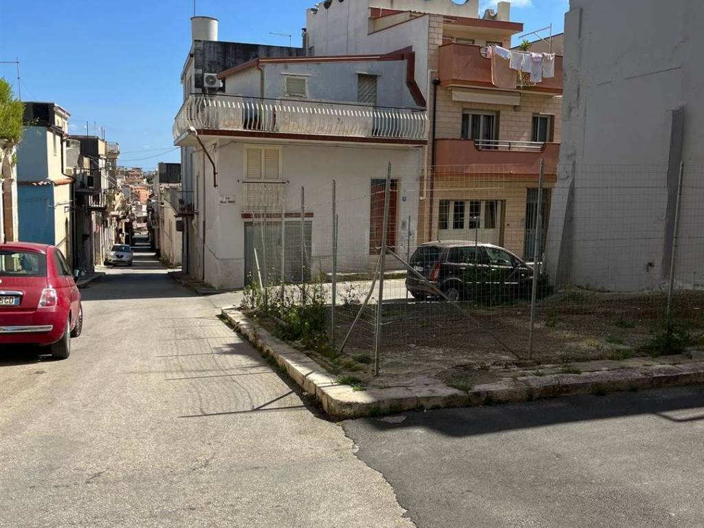 Terreno a Pachino in Via Ciro Menotti - Foto 4
