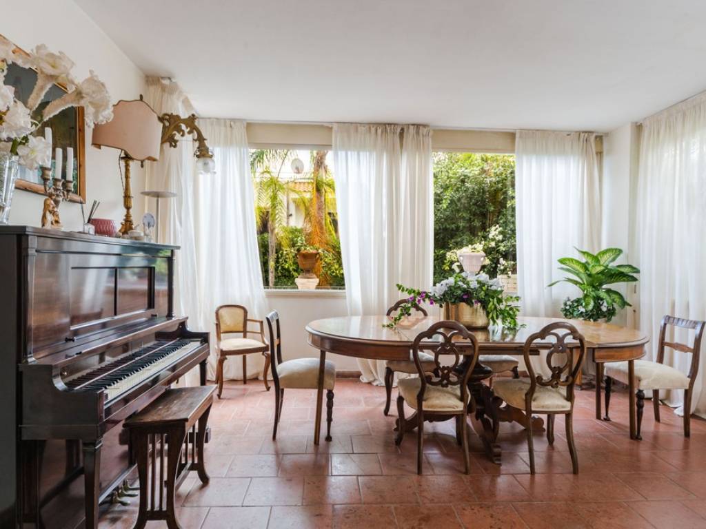 Villa a Aci castello in Via Antonello da Messina, 85 - Foto 5