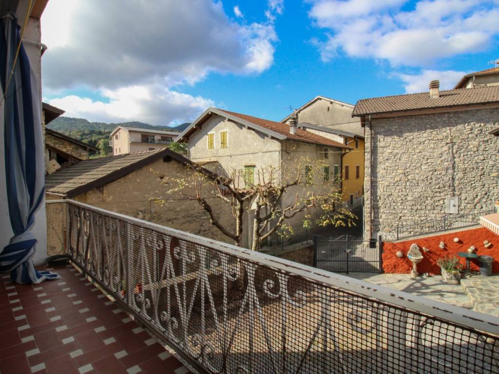 Appartamento a Alta valle intelvi in Via Volta, 3 - Foto 5